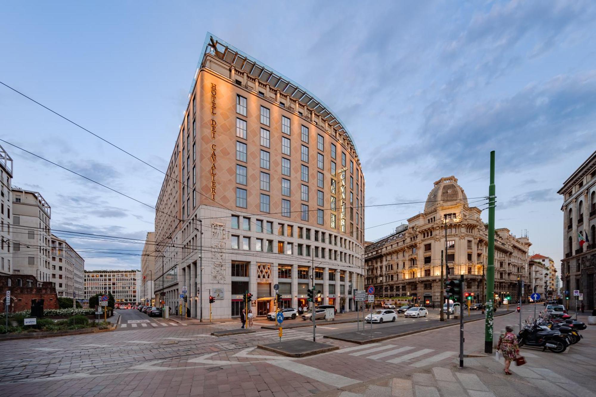 Hotel Dei Cavalieri Milano Duomo Exteriör bild